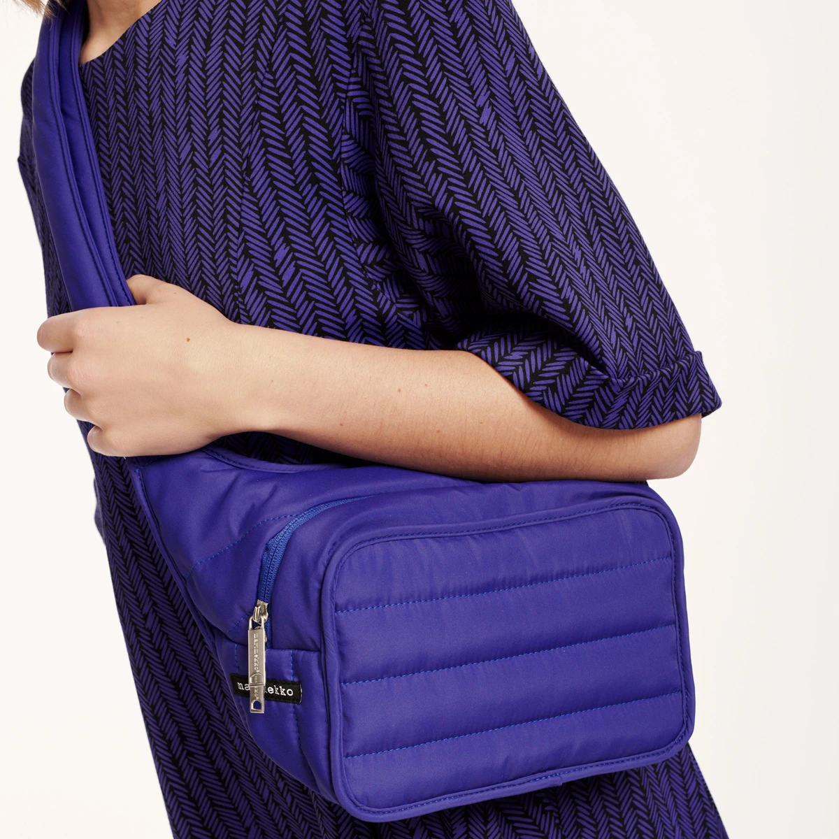 Marimekko Blue Billie Bag 4 Marimekko Blue Billie Bag - Image 4