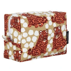 Marimekko Kaksoset Beige / Apricot / Maroon Vilja Cosmetic Bag 6 Marimekko Kaksoset Beige / Apricot / Maroon Vilja Cosmetic Bag -Marimekko Shop marimekko kaksoset beige orange white vilja cosmetic bag 40