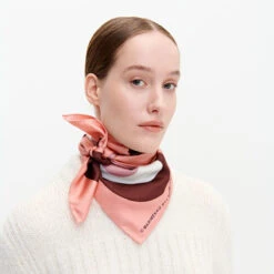 Marimekko Melooni Pink / White Scarf