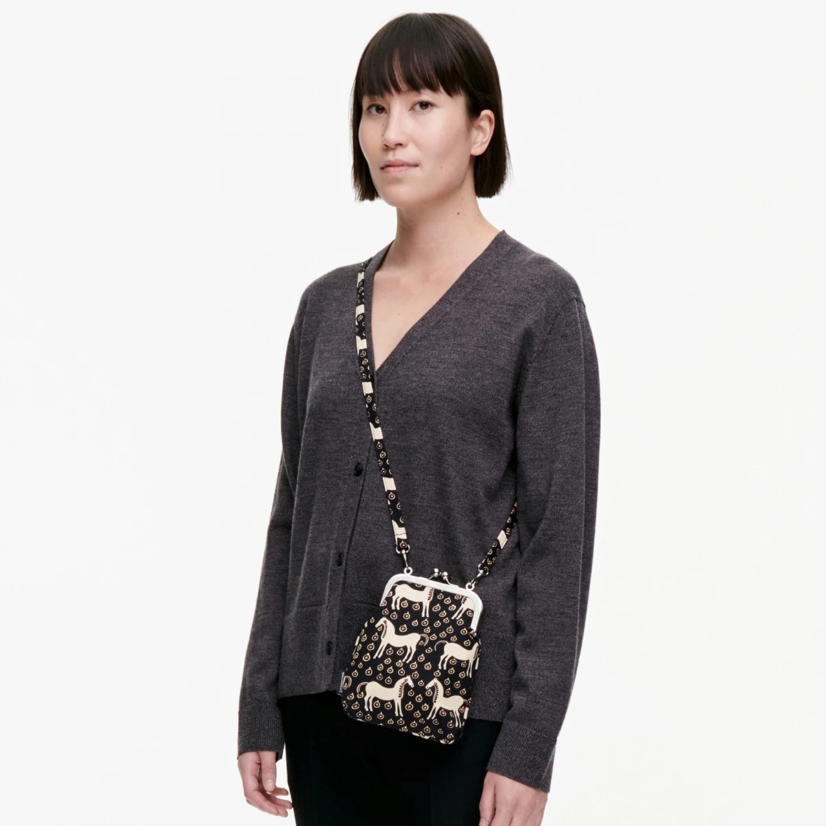 Marimekko Musta Tamma Ainikki Bag 1 Marimekko Musta Tamma Ainikki Bag